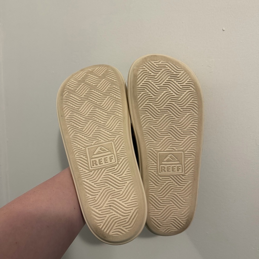 Reef Cushion Bondi sandals in frosty green - Picture 3 of 4